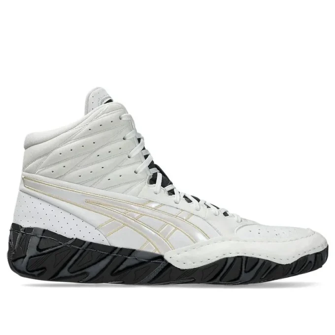 Aggressor 6 „White Champagne“