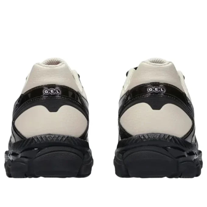 Asics x Finesse Gel-Cumulus 16 «Desert Rose»