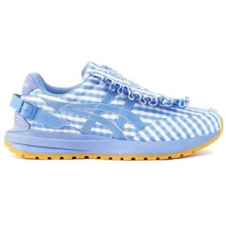Asics x SHUSHU/TONG teasert Schuhe «Light Blue» an