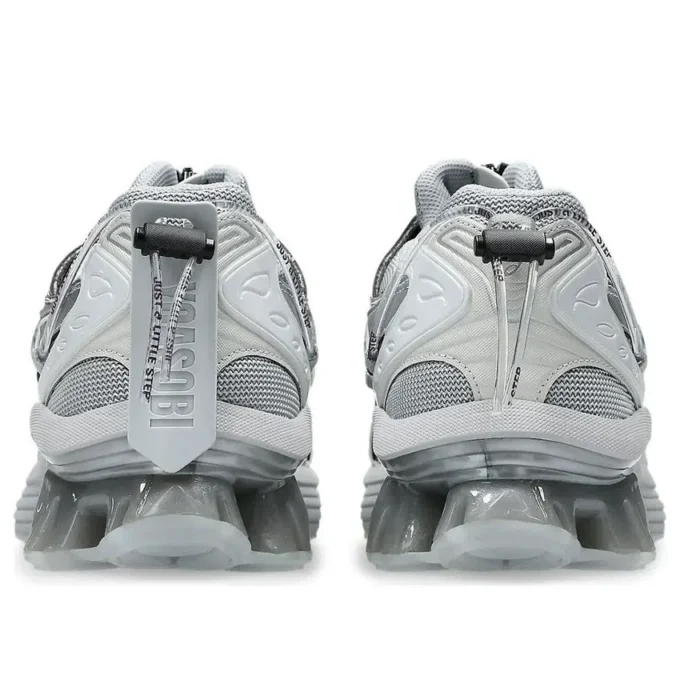 Asics x Yoasobi GEL-Kinetic Fluent «Silver»