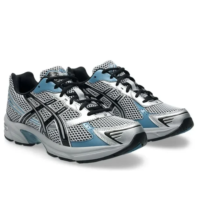 GEL-1130 „Black Blue Silver“