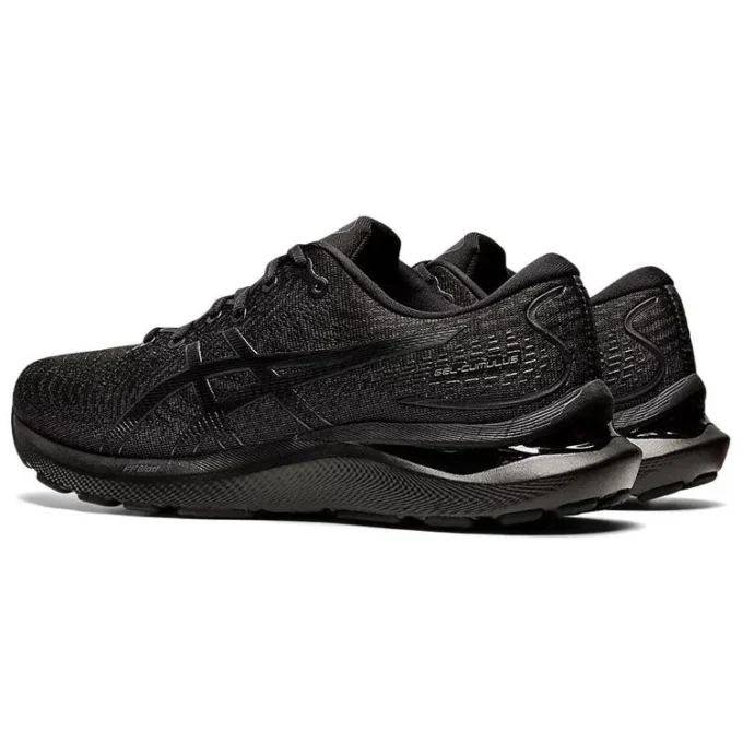 Gel-Cumulus 24 „Triple Black“