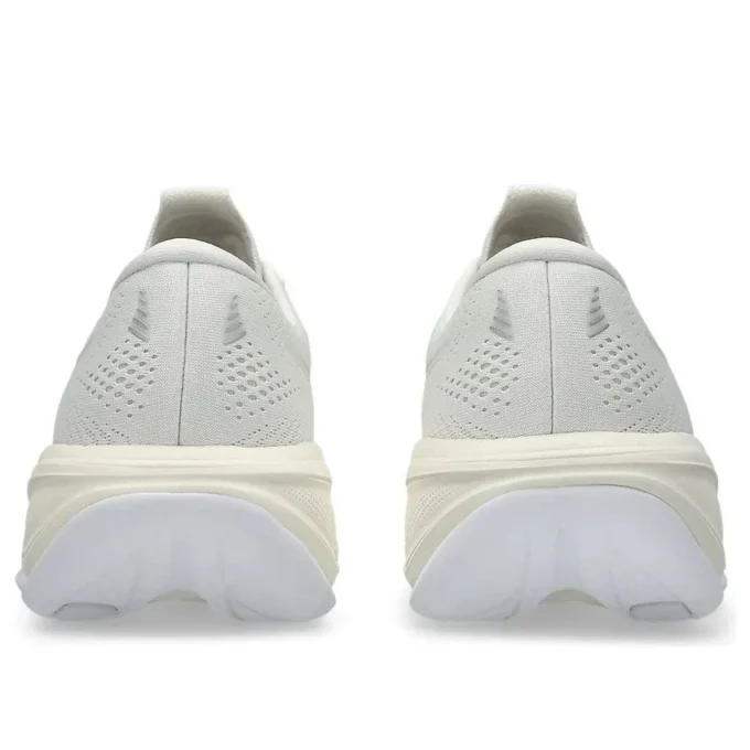 Gel-Cumulus 28 „Cream Glacier Grey“
