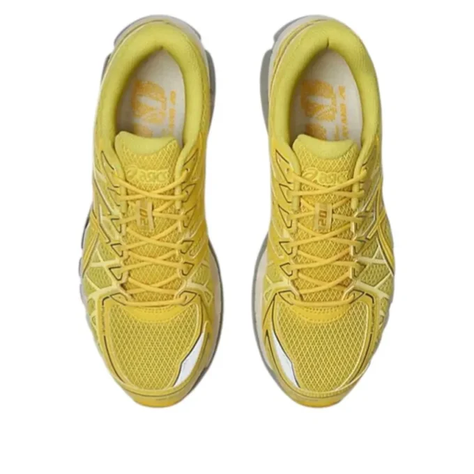 Gel-Kayano 20 «Banana Cream Chrome Yellow»
