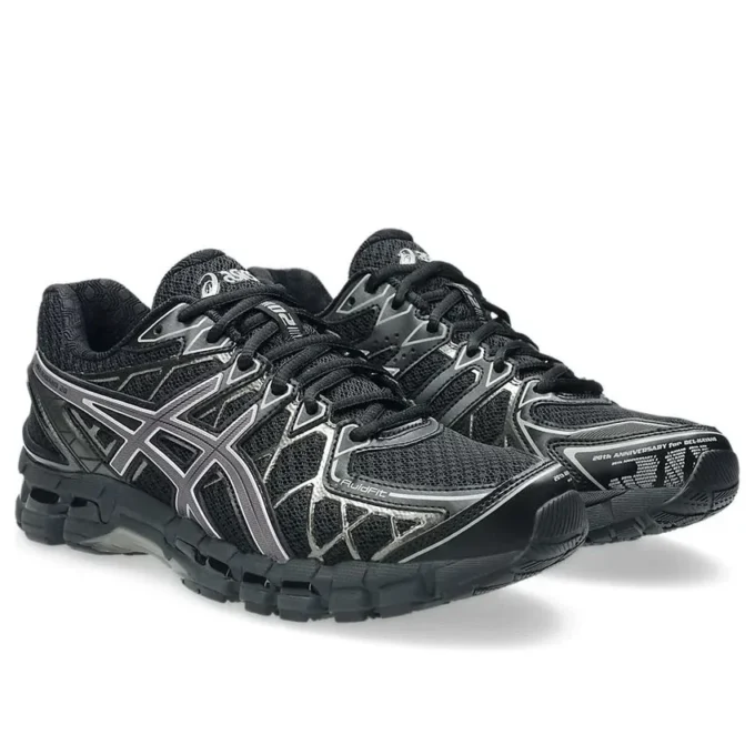 Gel-Kayano 20 «Black Clay Grey»
