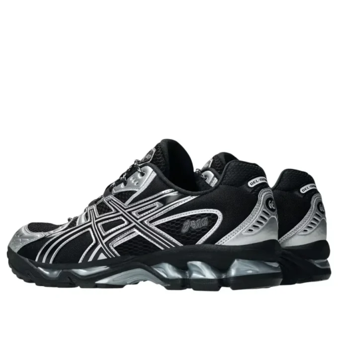 Gel-Nimbus 10.1 «Black Metallic»