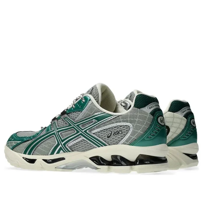 Gel-Nimbus 10.1 «Silver Green Metallic»