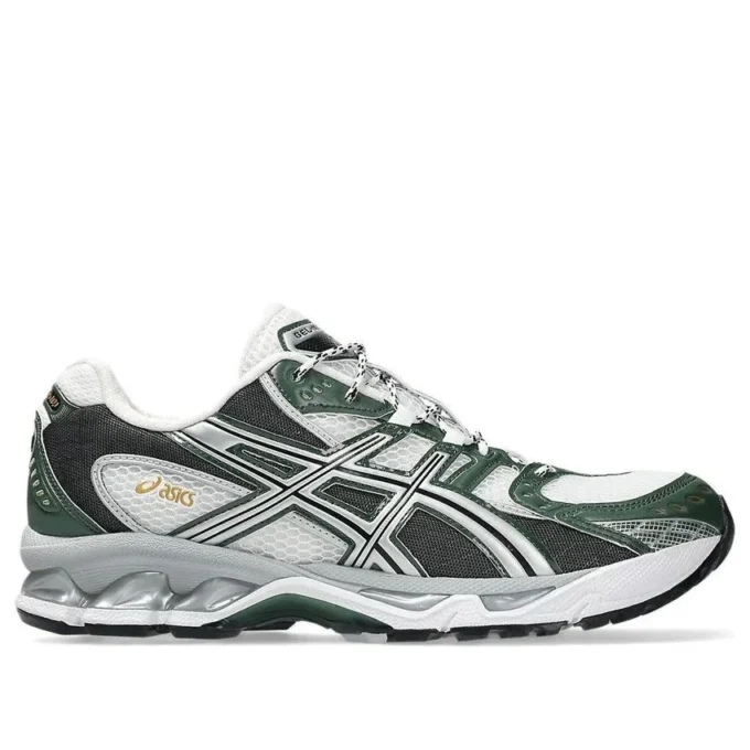 Gel-Nimbus 10.1 «White Forest Night»