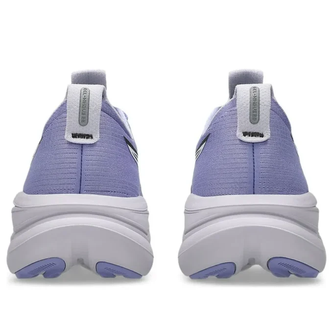 Gel-Nimbus 28 „Bluebell White“