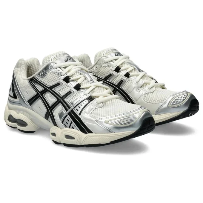 Gel-Nimbus 9 «Cream Black»