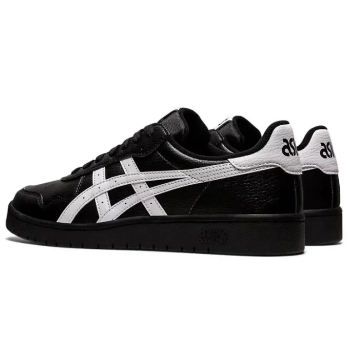 Japan S „Black White“