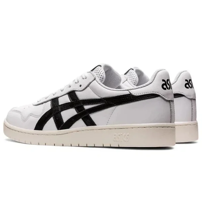 Japan S „White Black“