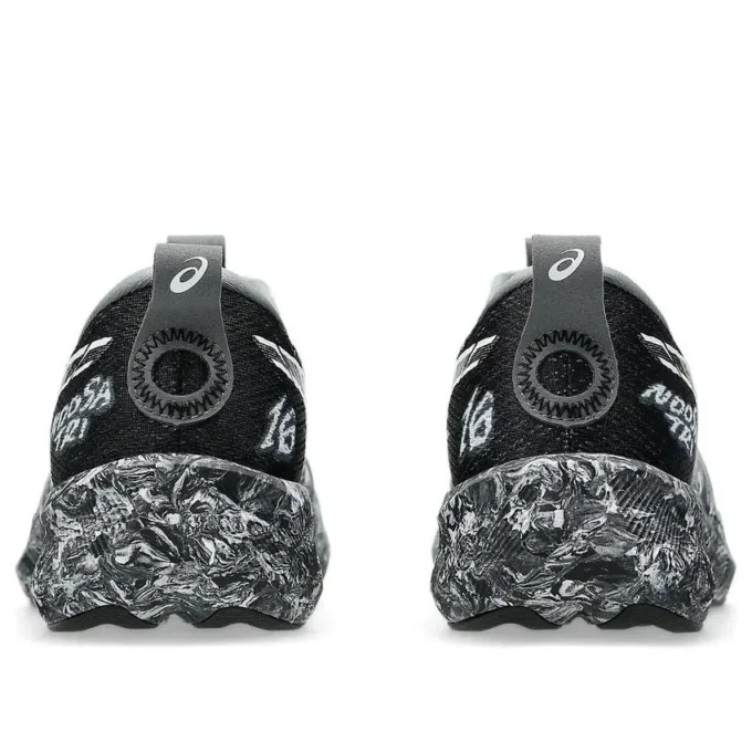 Noosa Tri 16 «Black White»
