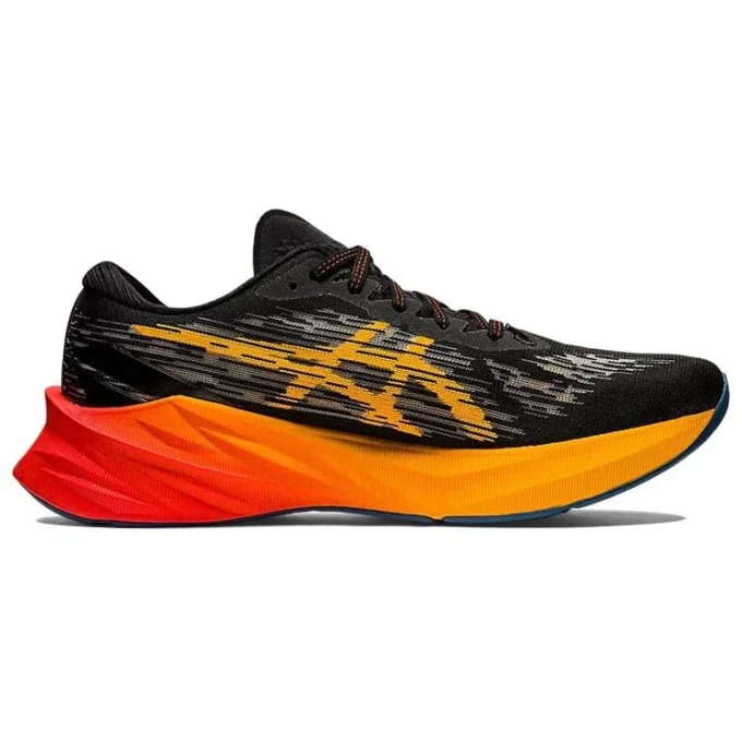 Novablast 3 «Black Orange»