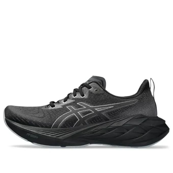 Novablast 4 «Black Graphite Grey»