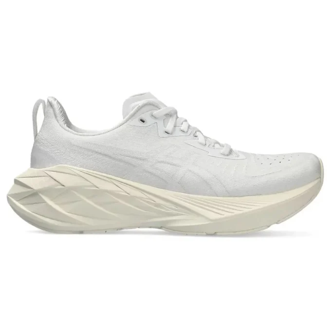 Novablast 4 «Cream White»