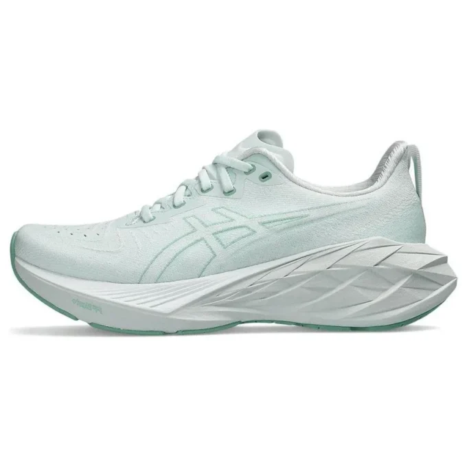 Novablast 4 „Pale Mint White“