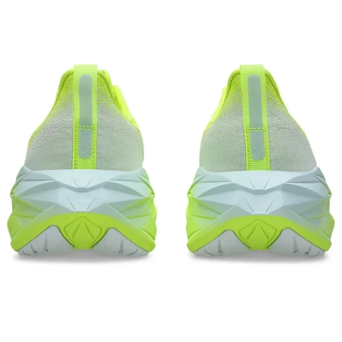 Novablast 4 «Safety Yellow Cool Grey»