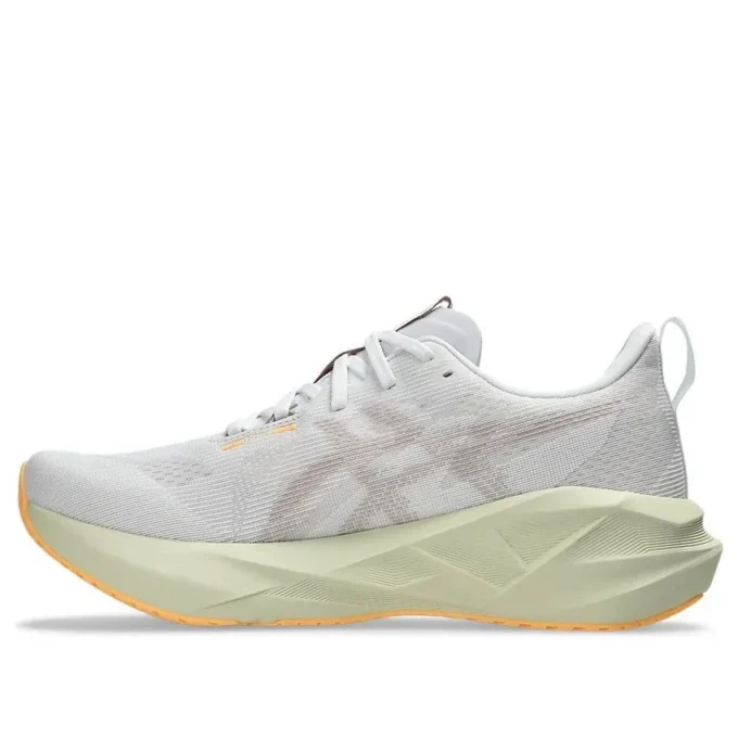 Novablast 5 2E Wide Width «White Fawn»