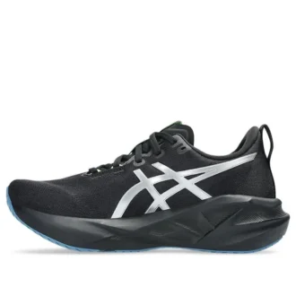 Novablast 5 Luxe „Luxe Black“
