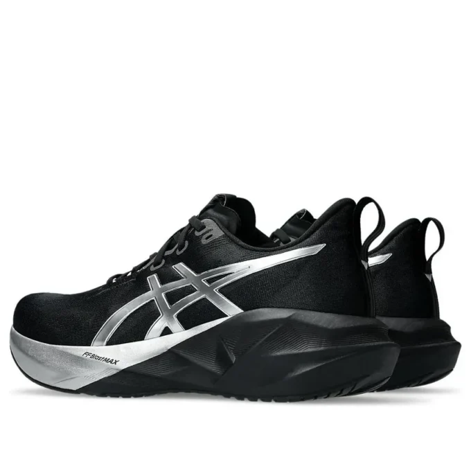 Novablast 5 Platinum „Platinum Black“