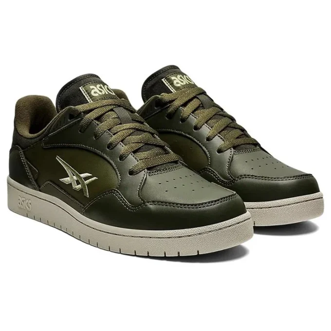 Skycourt „Winterized Olive Swamp Green“